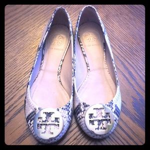 Tory Burch • chelsea ballet flats in snake print